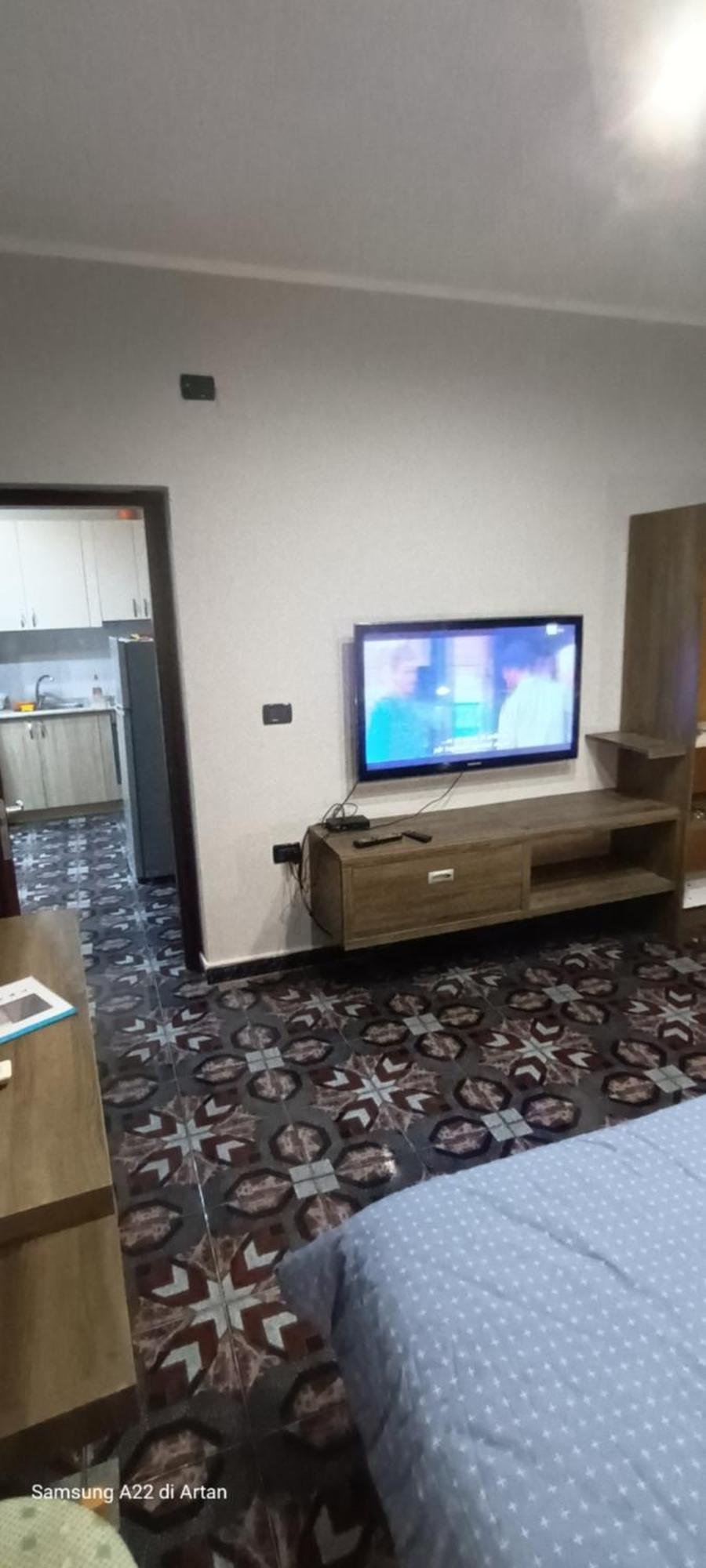 Royal Aparthotel Vlore Exterior photo