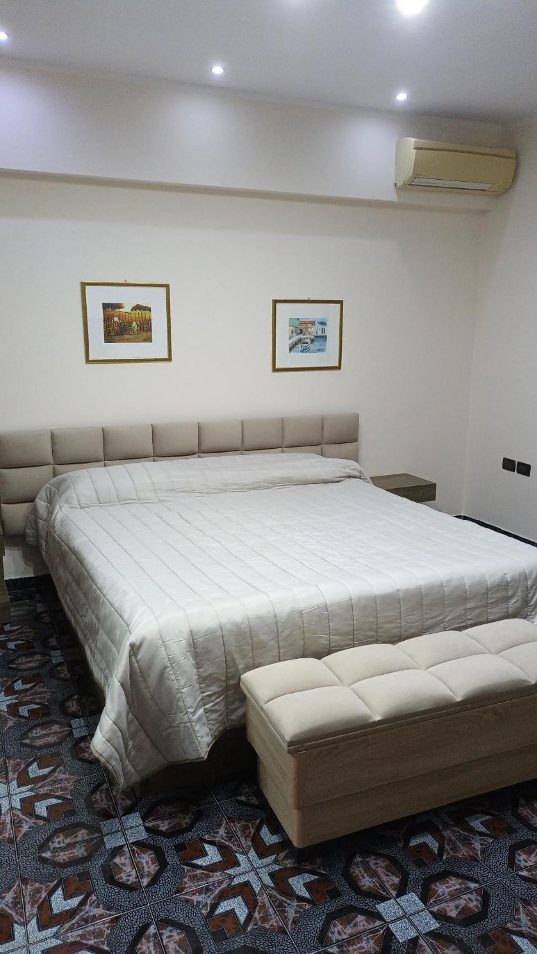 Royal Aparthotel Vlore Exterior photo